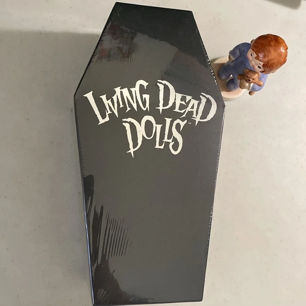 Living Dead Dolls Series 29 The After